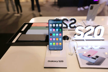 Galaxy S20 Kickstand Cases